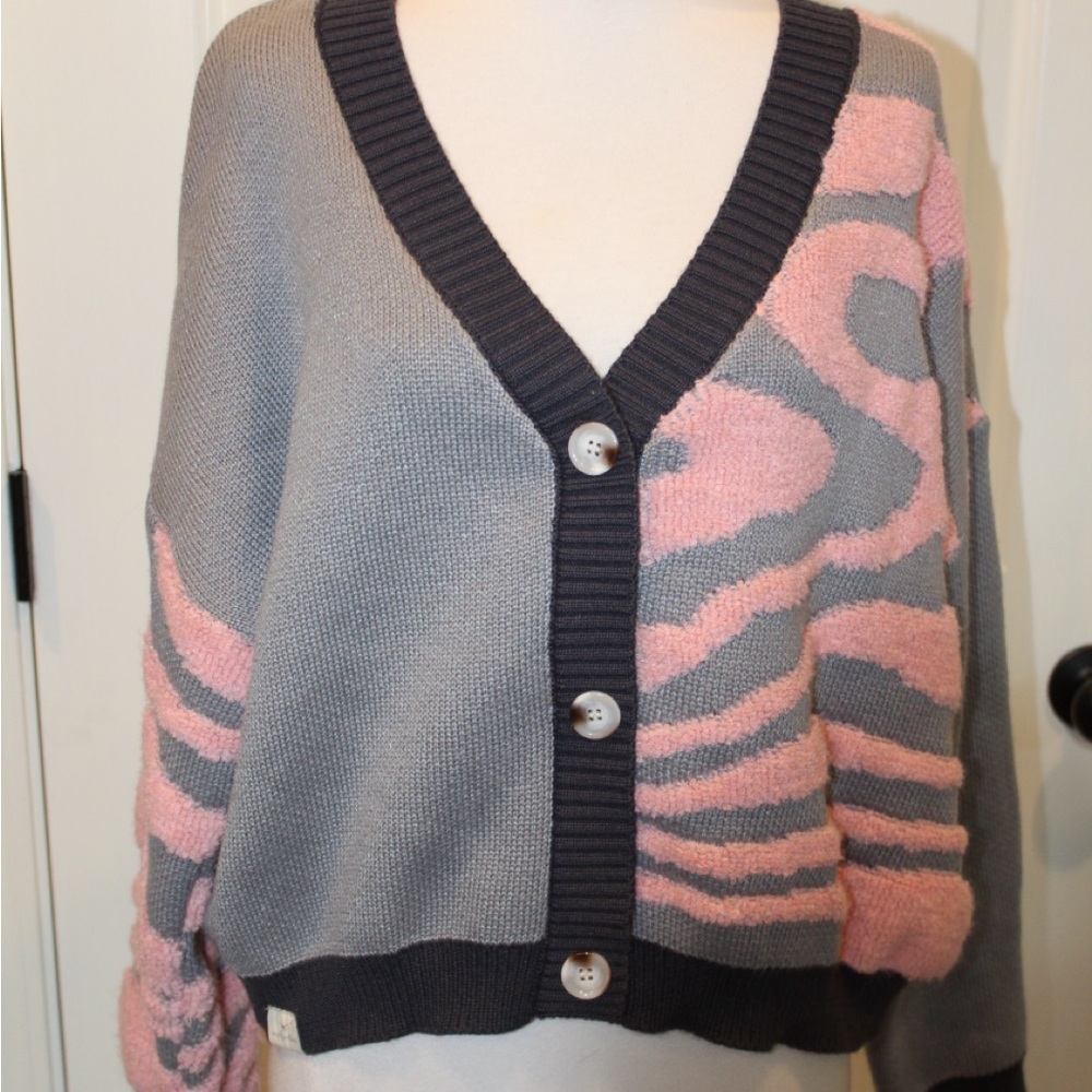 Simply Southern Gray and Pink Cardigan size large zebra NWT